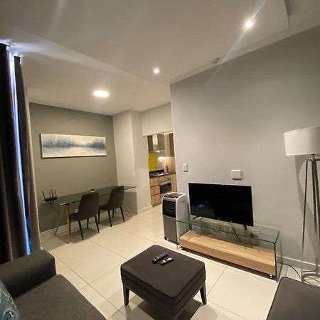 Easy Stay - The Median Rosebank Йоханнесбург Экстерьер фото