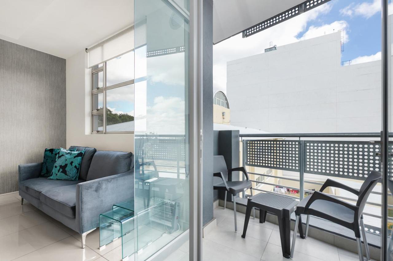 Easy Stay - The Median Rosebank Йоханнесбург Экстерьер фото