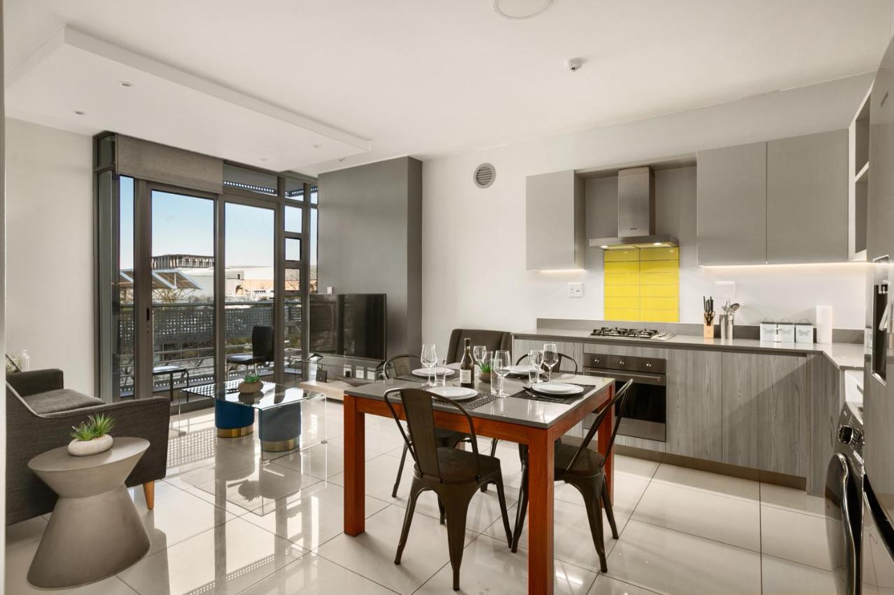 Easy Stay - The Median Rosebank Йоханнесбург Экстерьер фото