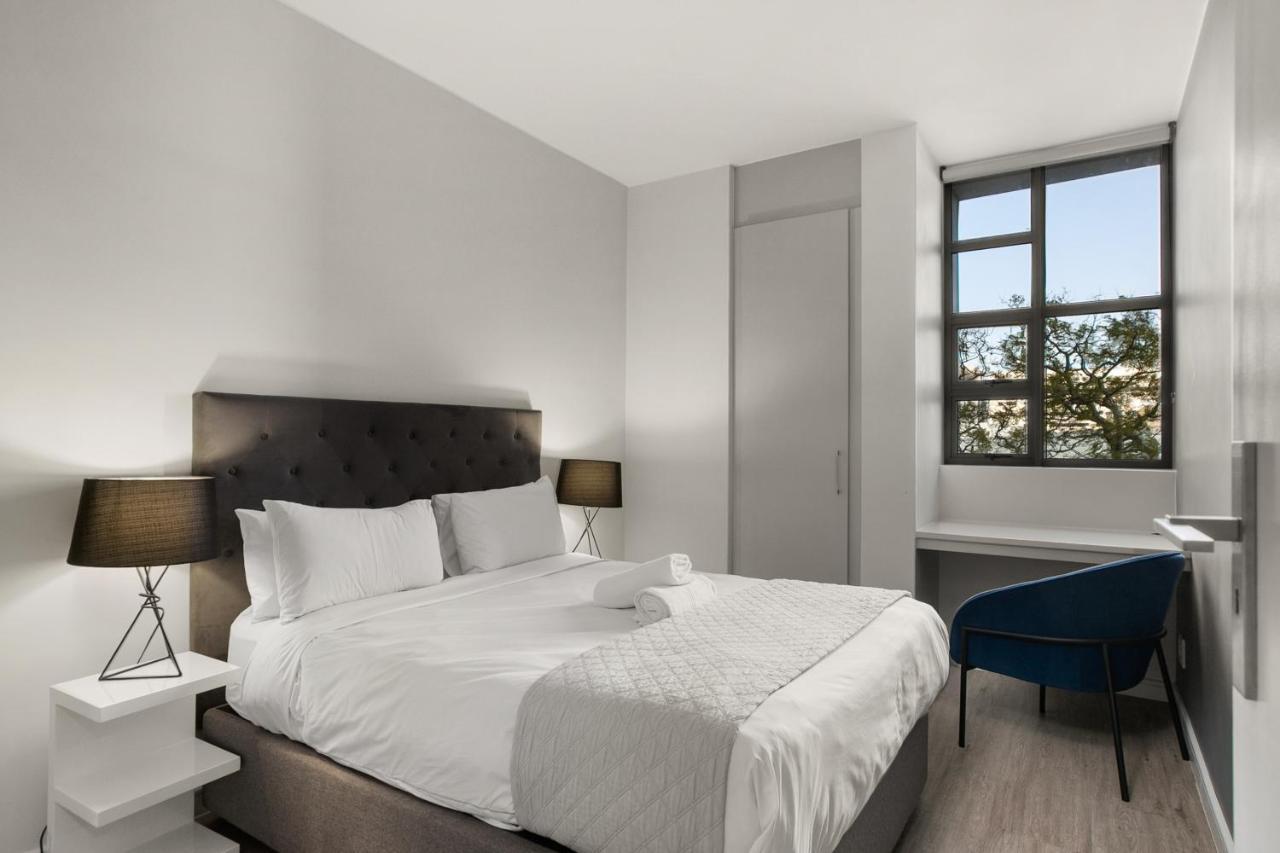 Easy Stay - The Median Rosebank Йоханнесбург Экстерьер фото