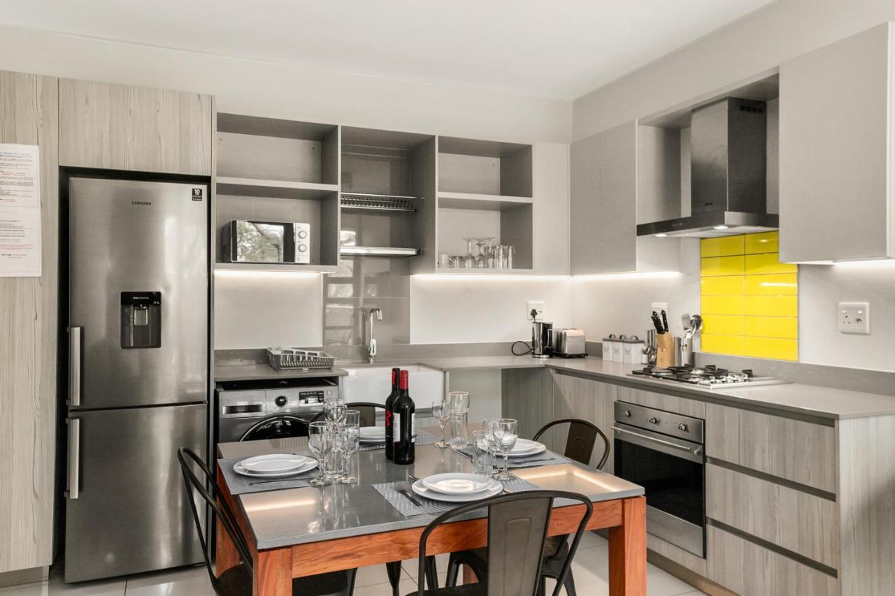 Easy Stay - The Median Rosebank Йоханнесбург Экстерьер фото