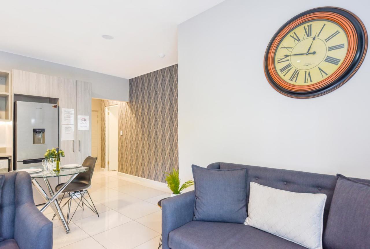 Easy Stay - The Median Rosebank Йоханнесбург Экстерьер фото