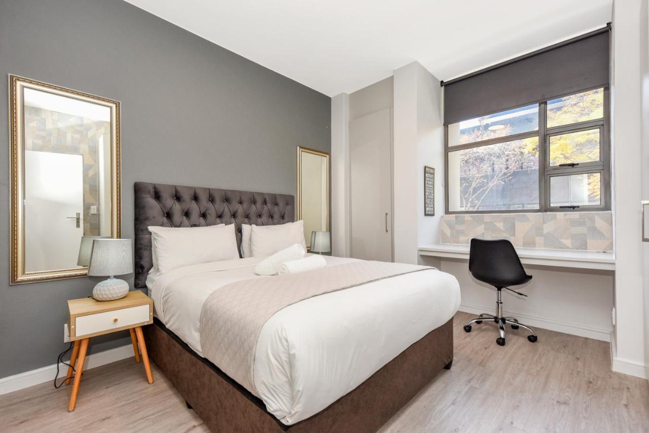 Easy Stay - The Median Rosebank Йоханнесбург Экстерьер фото