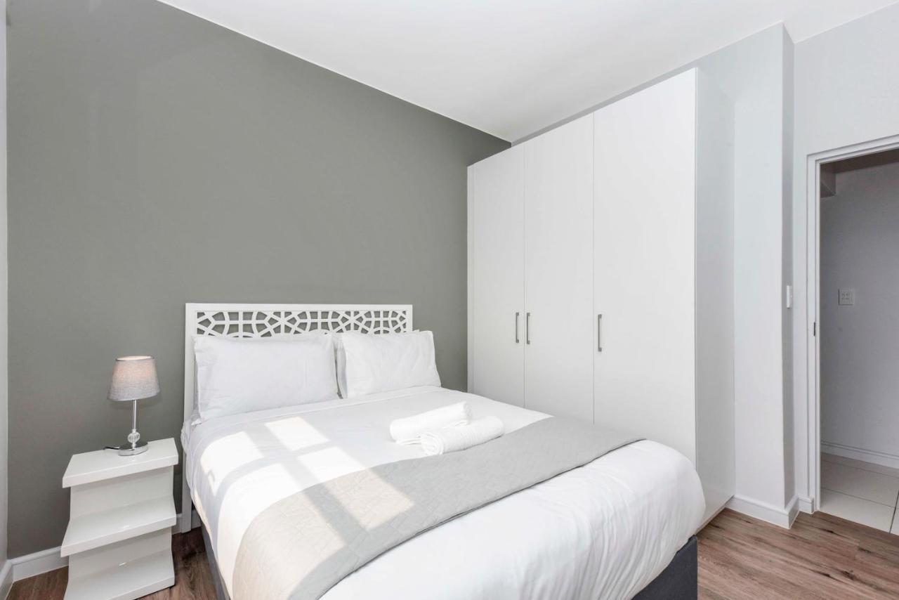 Easy Stay - The Median Rosebank Йоханнесбург Экстерьер фото