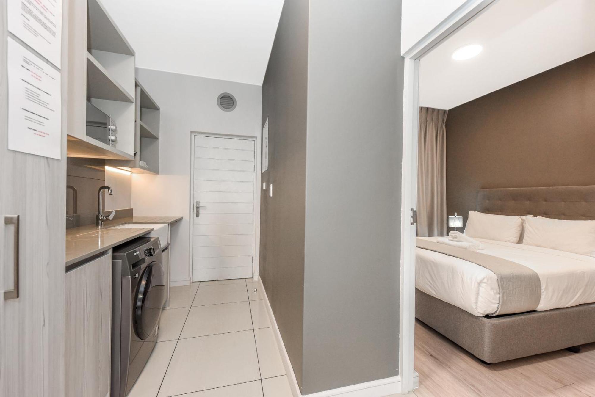 Easy Stay - The Median Rosebank Йоханнесбург Экстерьер фото